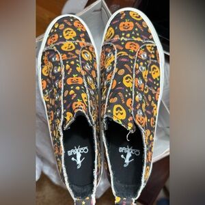 New Corky’s Babalu Jack-O-Lantern Black Halloween Slip-On Shoes Women’s Size 10